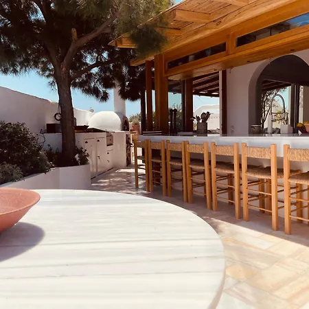 Romeo And Julio Summer House * קלפטיס